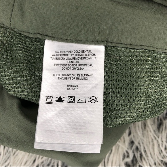 Columbia Green Saturday Trail II Knee Pants Size 4 - Picture 8 of 8